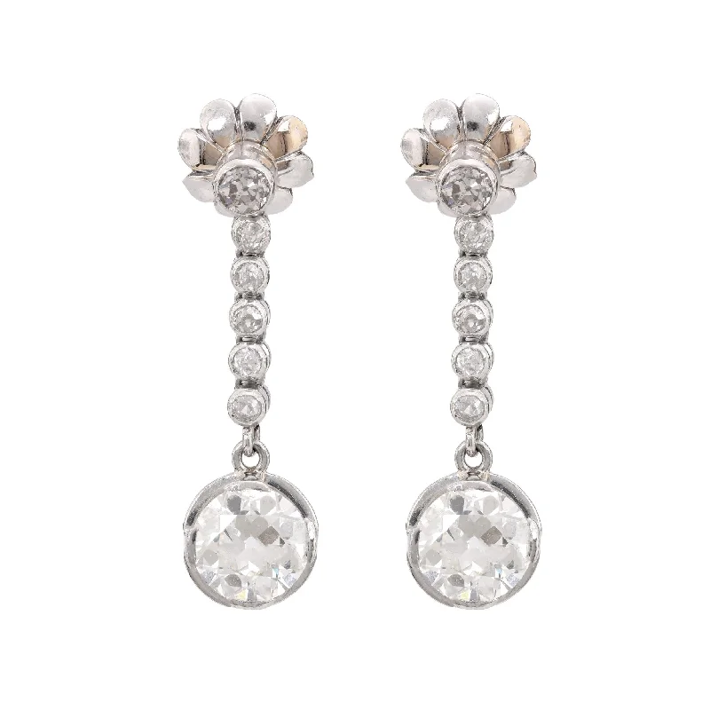 GIA 1.64 and 1.81 carats diamond 18k white gold drop earrings