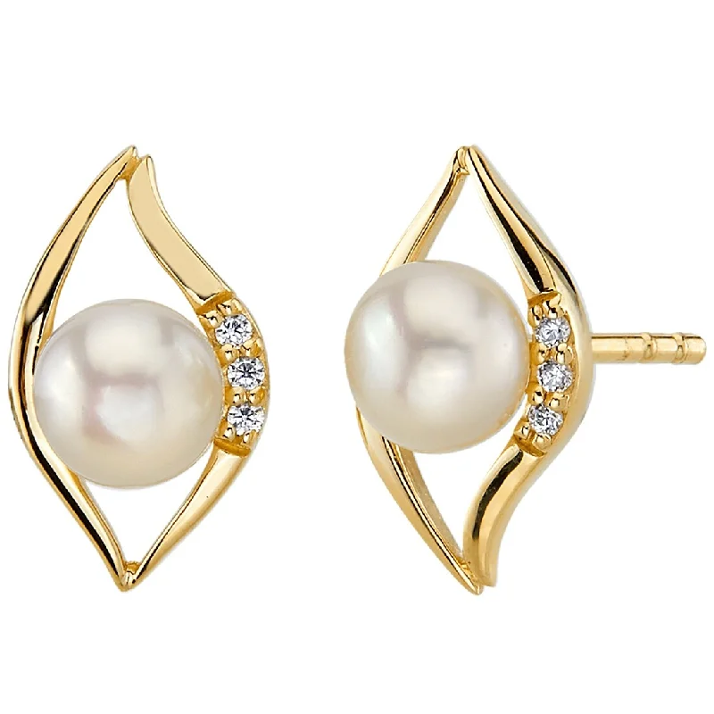 14k Yellow Gold Freshwater Pearl Leaf Design Stud Earrings