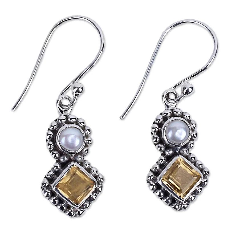 Handmade Kolkata Sparkle Sterling Silver Cultured Pearl Citrine Earrings (India) - 1.3*0.4