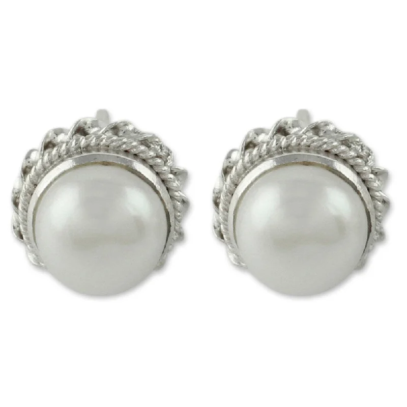 Handmade Sterling Silver 'Blossoming Purity' Pearl Earrings (7 mm) (India)