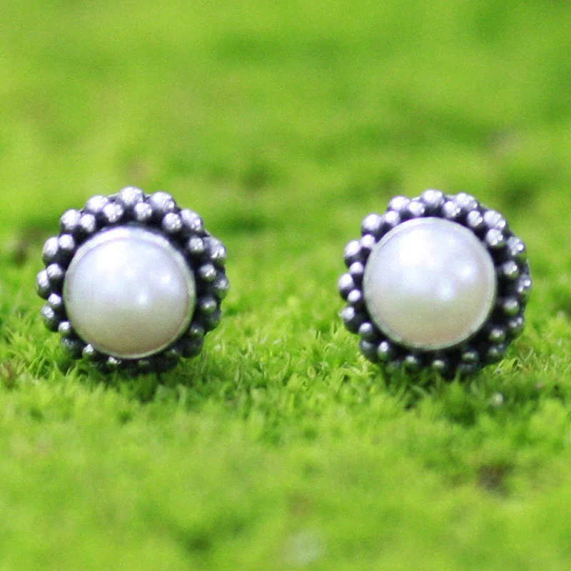 Handmade Sterling Silver 'Discretion' Pearl Stud Earrings (6 mm) (Indonesia)